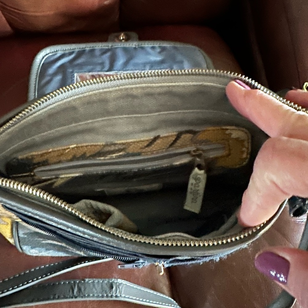 Floral Patterned Crossbody Bag - Picture 3 of 4